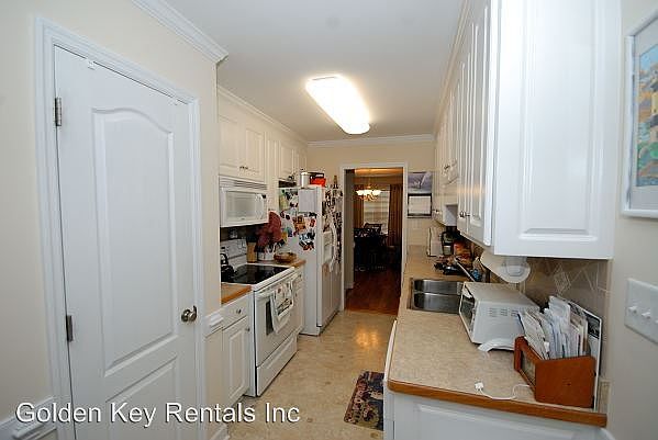 1st image of 107 Rachel K Dr