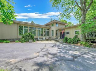 713 Glenburn Rd, Clarks Summit, PA 18411