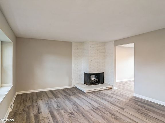5th image of 1805B Higby Dr