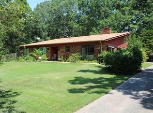 1213 S Fulton St, Hope, AR 71801