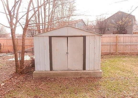 3rd image of 10813 Georgia Ave