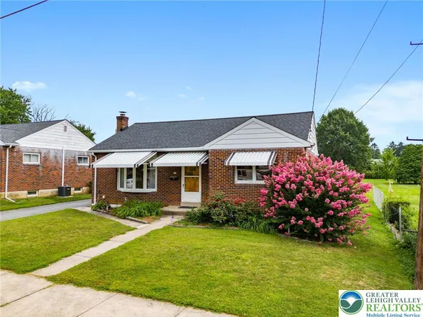 515 Franklin St, Emmaus, PA 18049