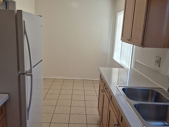 2nd image of 7017 Malabar St #E