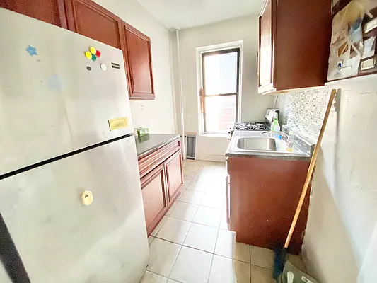 Rented by BRICK & GALO REALTY CORP | media 5