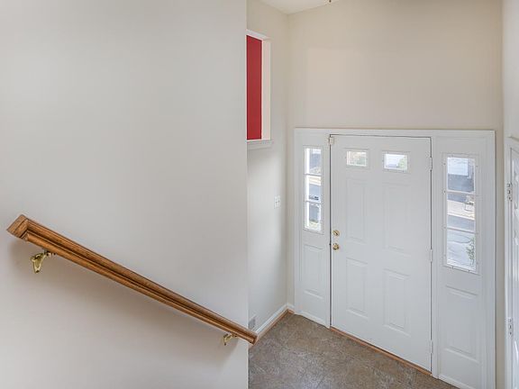 4th image of 6892 Kerrywood Cir