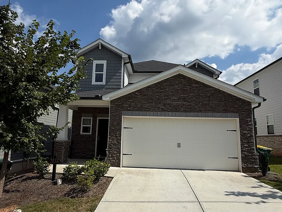 2033 Baron Manor Dr