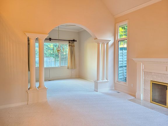 5th image of 21433 SE 33rd Pl