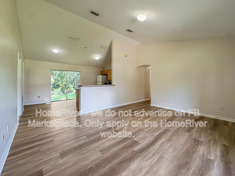 4898 SE 137th Pl