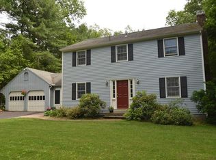 212 Aubinwood Rd, Amherst, MA 01002