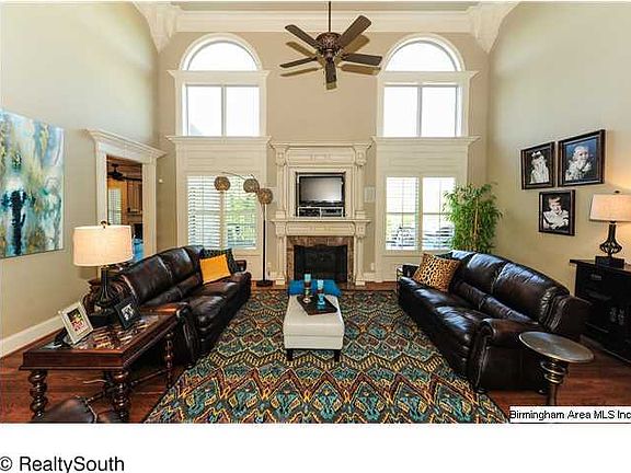 3rd image of 8382 Sydney Dr