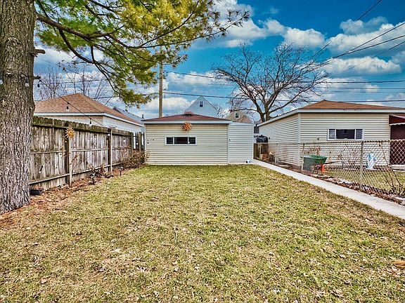 5th image of 5052 W 32nd St