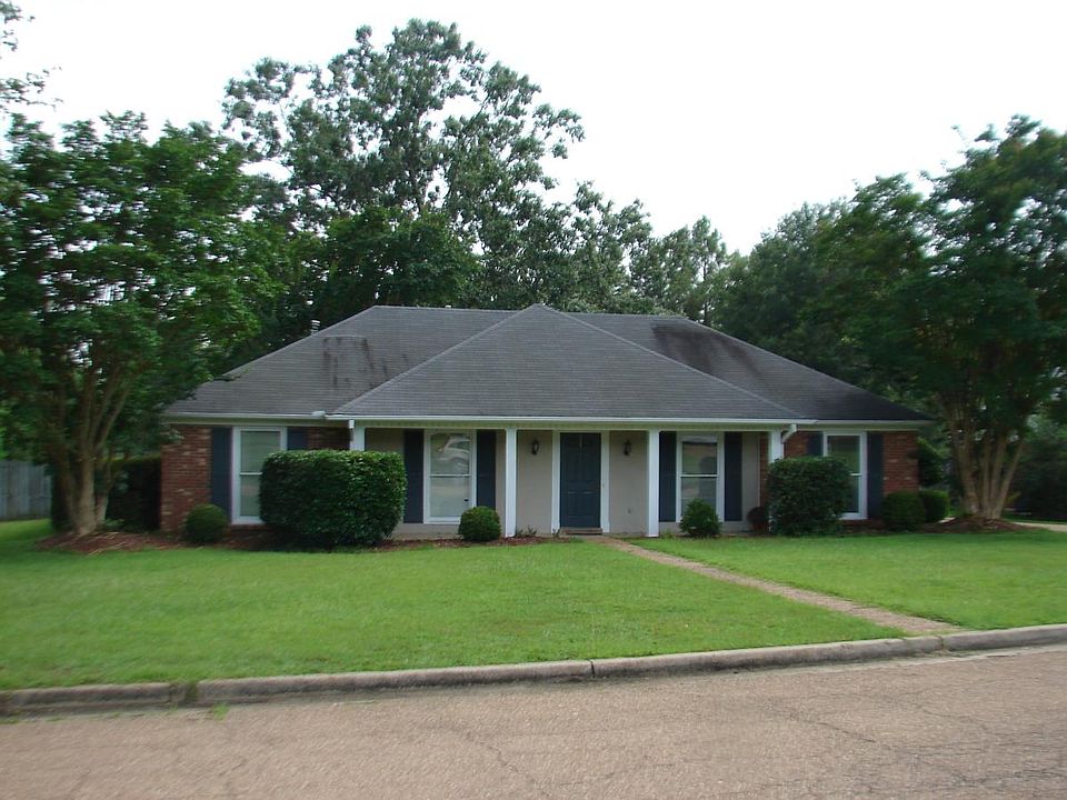 2nd image of 537 Brentwood Dr