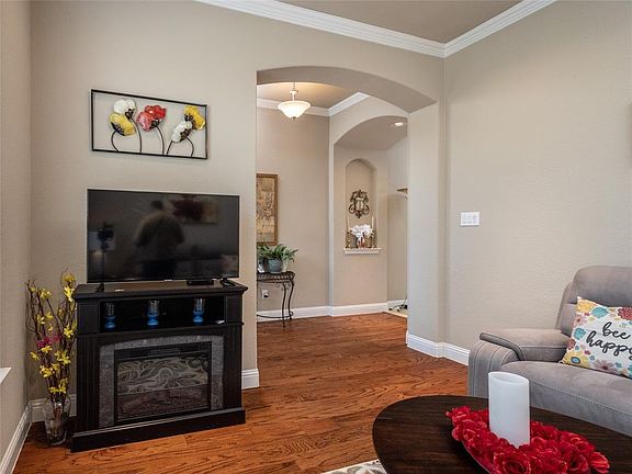 Front Room/Office