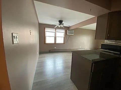 2 bed, 750 sqft, $1,750 — Photo 3