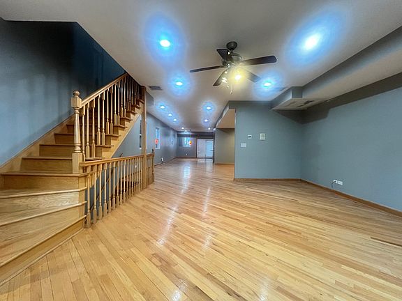 5th image of 2446 W Bloomingdale Ave #2