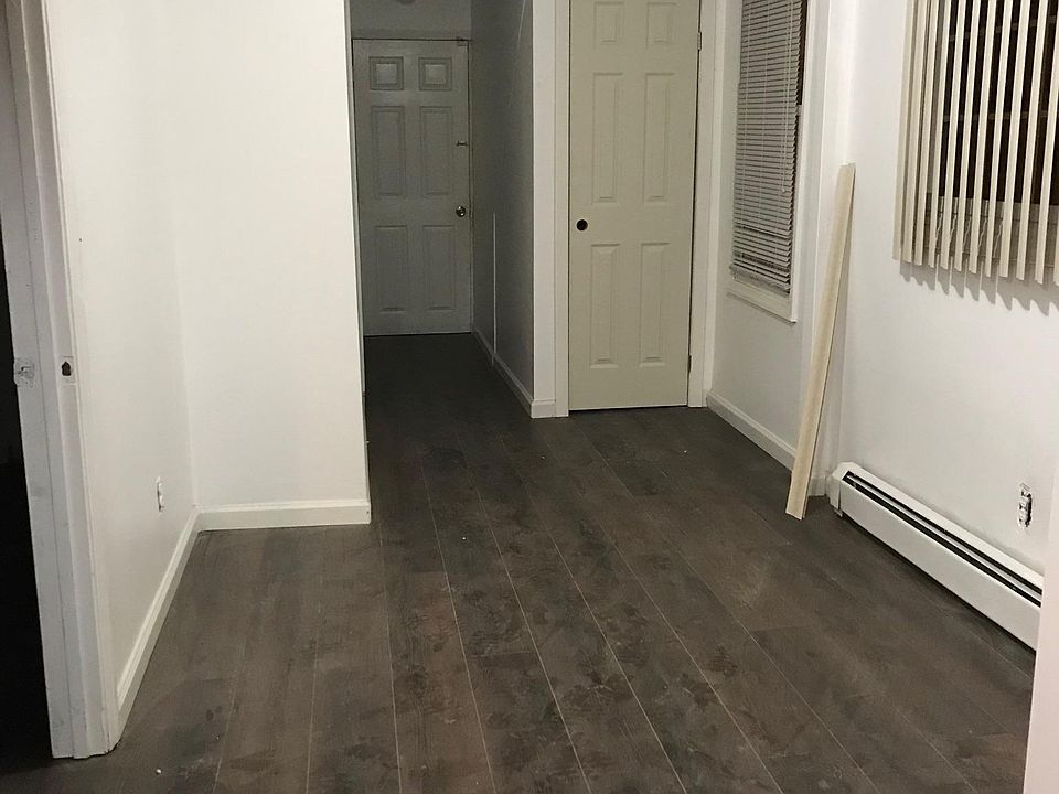 2nd image of 449 Henry St #1
