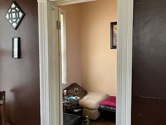5th image of 2994 E 67th St