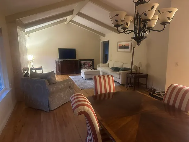 3615 Vista Del Valle — Photo 6