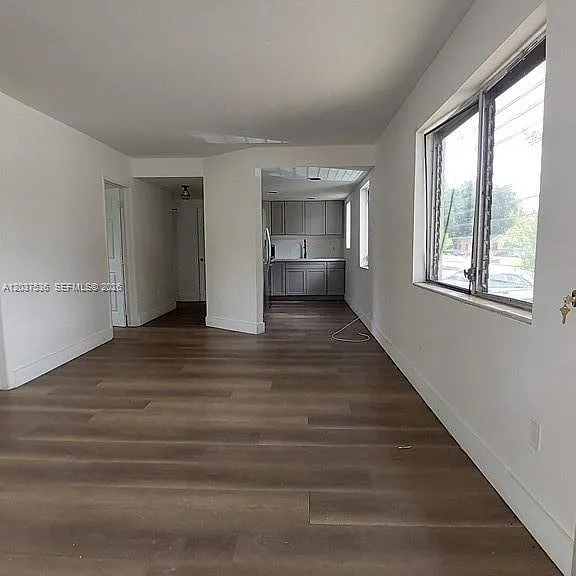 6151 SW 35th St #1 — Photo 3