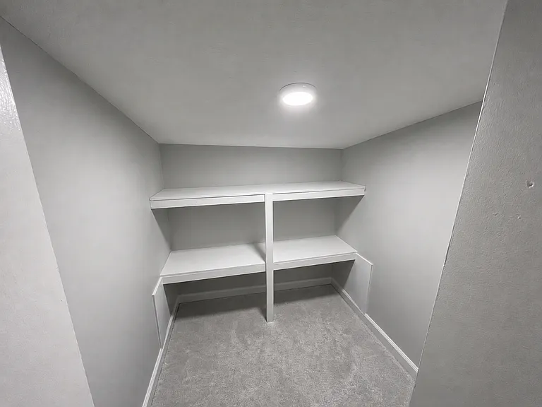 220 Weir St #4 — Photo 16