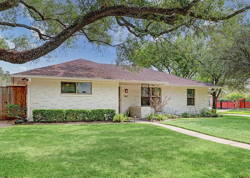 1st image of 2410 Lazybrook Dr
