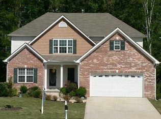 260 Millbrook Village Dr, Tyrone, GA 30290