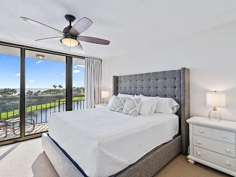 101 S Seas Dr #406 — Photo 12