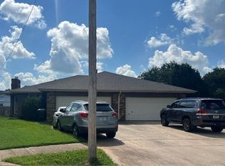 518 & 520 E Jewett Pl, Springfield, MO 65807