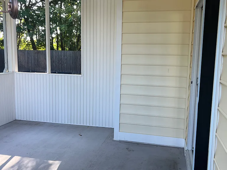 4417 Pine Hollow Dr — Photo 22