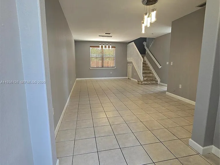 5630 NW 107th Ave #1605 — Photo 3