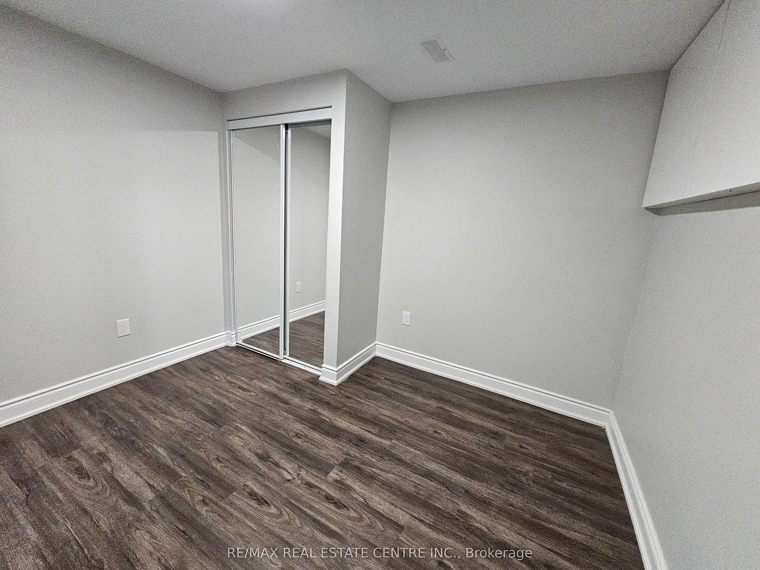 2 bed, $1,800 — Photo 4