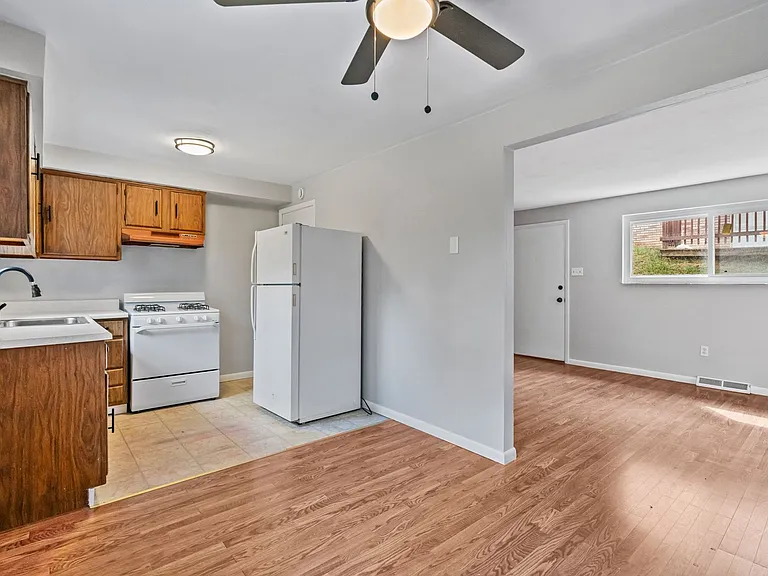Baldwin Cathell Townhouses — Photo 44