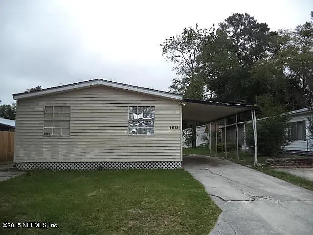 7615 Timberwood Dr — Photo 3