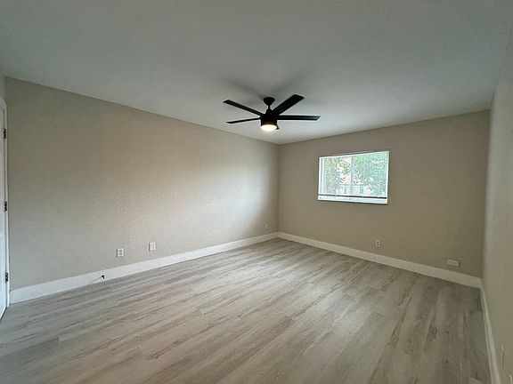 5th image of 4704 Skyline Blvd APT 3