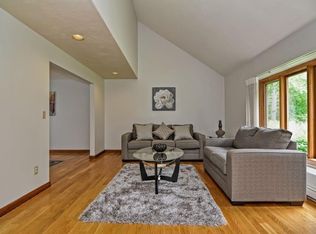 17 Douglas Dr, Sudbury, MA 01776