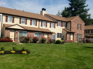 702 Charleston Grn, Malvern, PA 19355