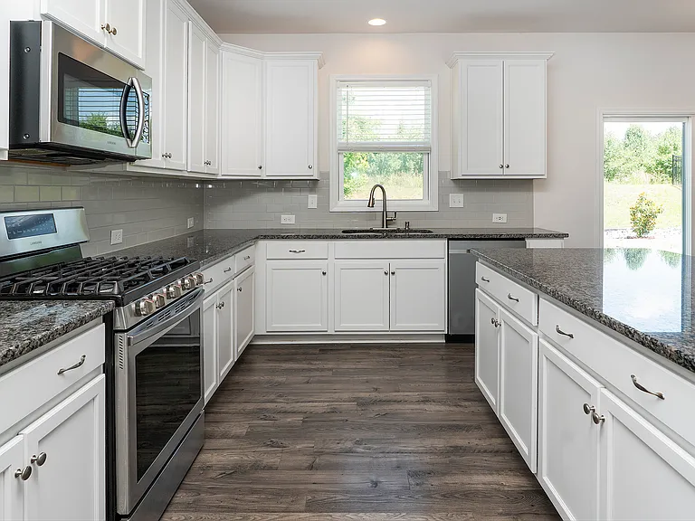 4467 Dover Ct — Photo 6