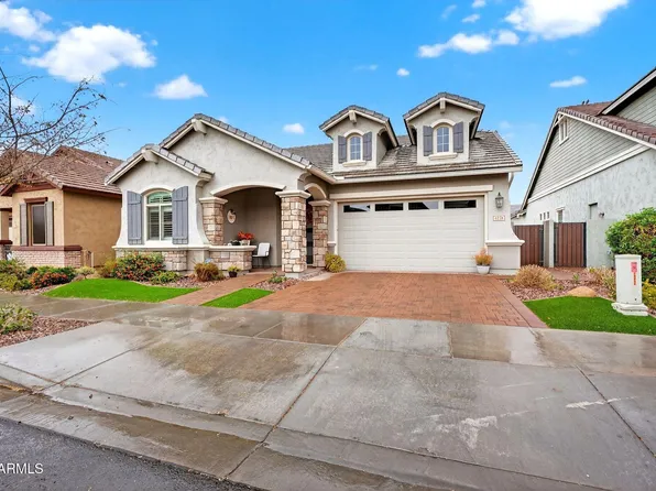 4238 E SKOUSEN Street, Gilbert, AZ 85295