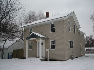 675 Sherman Ave, Elgin, IL 60120