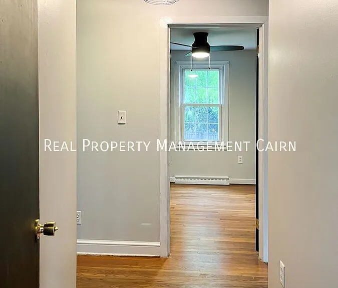 2209 Broadway St — Photo 16