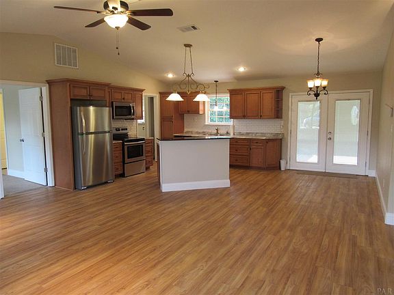 4th image of 6700 Fabiano St