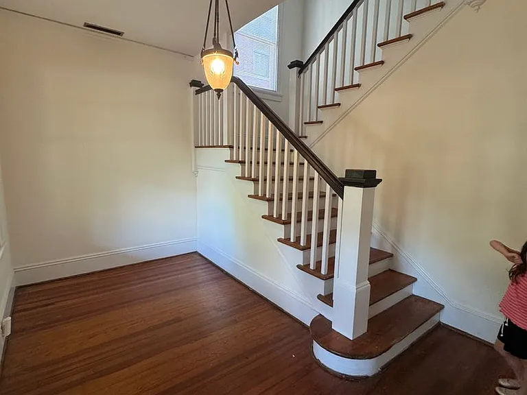429 S Boylan Ave — Photo 3