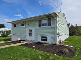 216 Karen Dr, Apollo, PA 15613