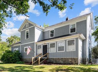 528 Mills Gap Rd, Arden, NC 28704