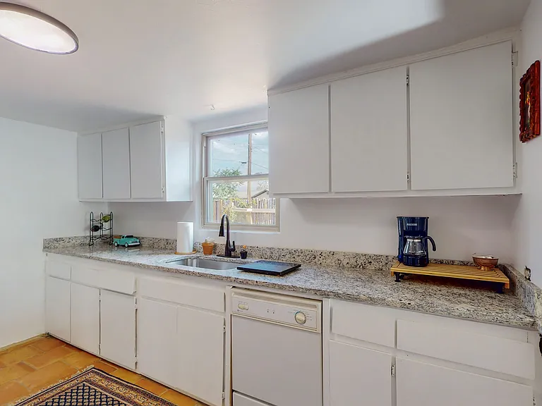 1004 21st St NW #1 — Photo 10