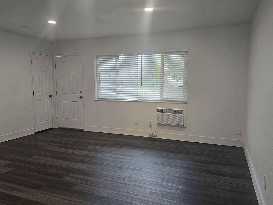 1st image of 355 S Main St #5