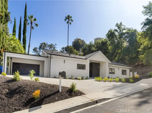 19327 Espinosa St, Tarzana, CA 91356