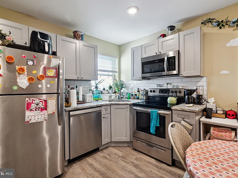 2214 N Camac St #1 — Photo 22