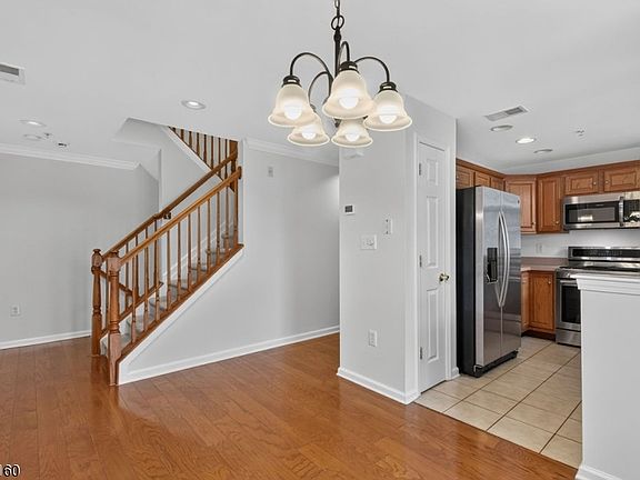 4th image of 506 Donato Cir