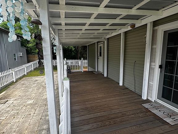 4th image of 284 Buena Vista Cir